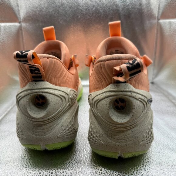 Size 11.5 Nike Cosmic Unity Apricot Orange Mens Basketball Shoes DA6725-800 - Picture 8 of 10